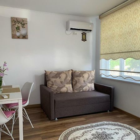 Zeino Place Apartment Constanta Exterior photo
