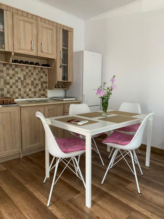 Zeino Place Apartment Constanta Exterior photo